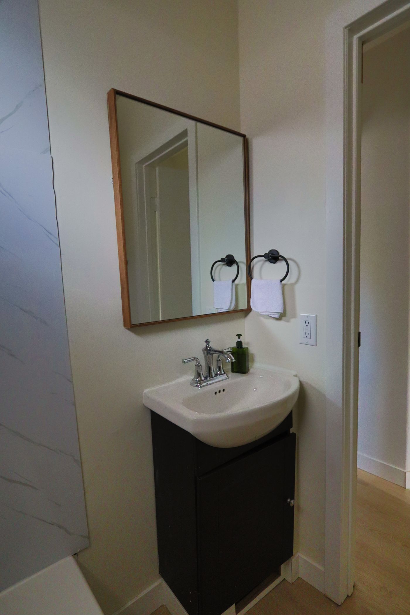 Airbnb room 7